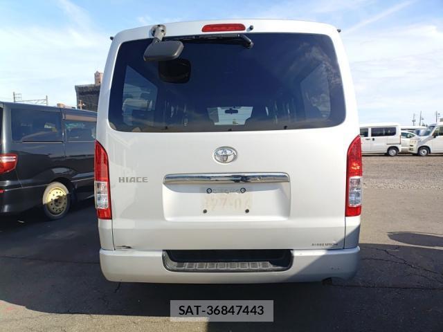 Toyota HIACE VAN 2017-08 8552208-3