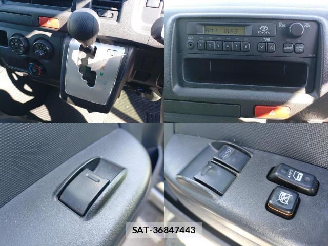Toyota HIACE VAN 2017-08 8552208-8