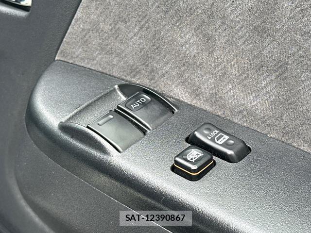 Toyota HIACE WAGON 2019-06 8546185-15
