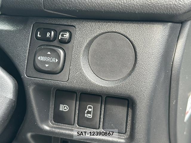 Toyota HIACE WAGON 2019-06 8546185-9