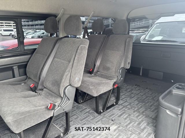 Toyota HIACE WAGON 2023-07 8546595-2