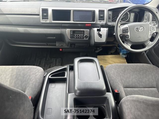 Toyota HIACE WAGON 2023-07 8546595-3