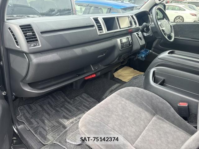 Toyota HIACE WAGON 2023-07 8546595-4