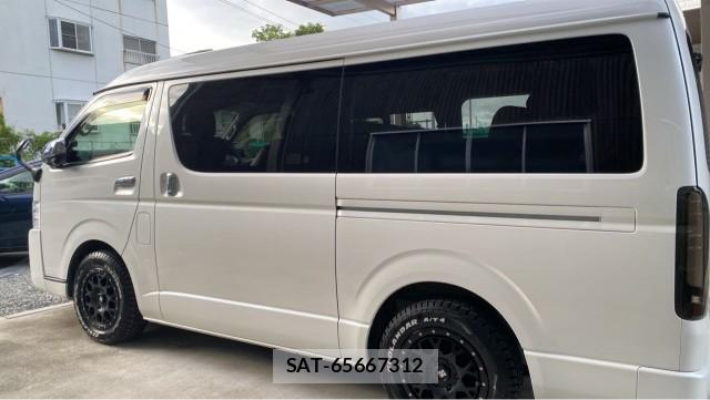 Toyota HIACE WAGON 2019-02 8550221-10