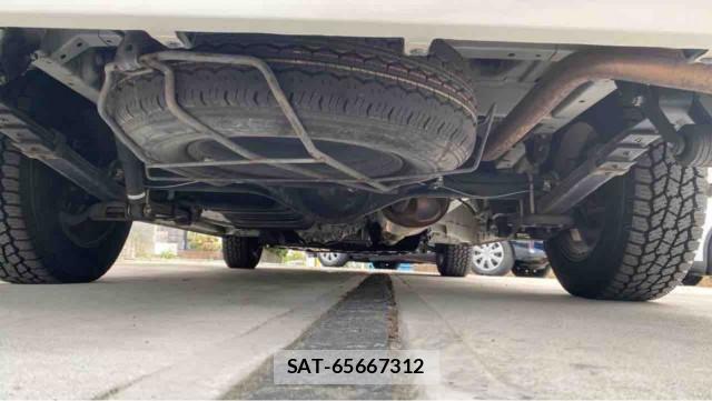 Toyota HIACE WAGON 2019-02 8550221-16