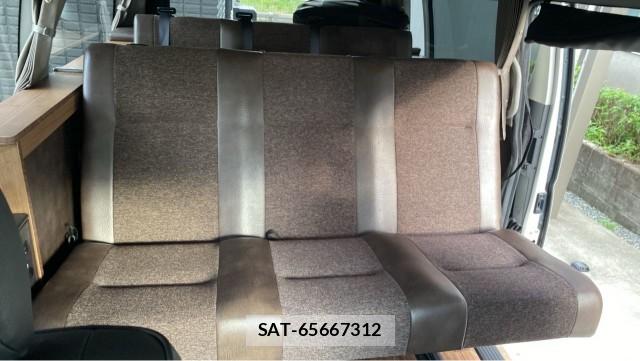 Toyota HIACE WAGON 2019-02 8550221-6