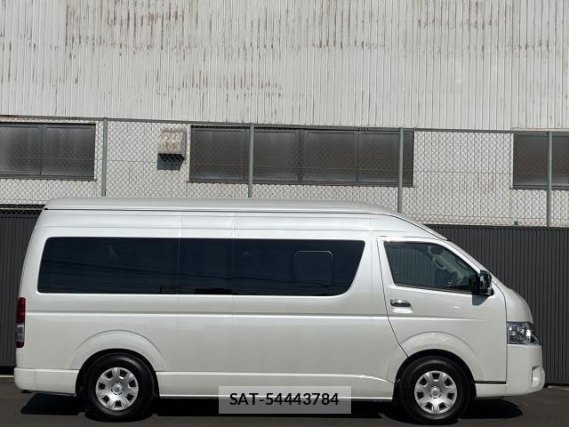 Toyota HIACE WAGON 2023-11 8550602-2