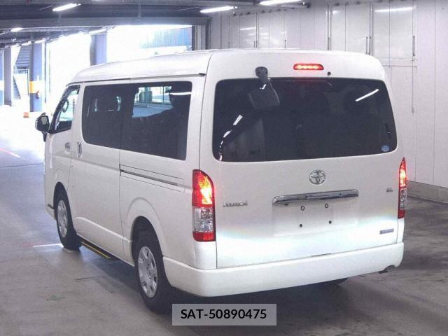 Toyota HIACE WAGON 2020-02 8551496-1