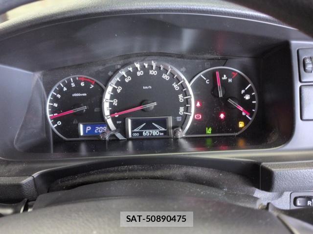 Toyota HIACE WAGON 2020-02 8551496-3