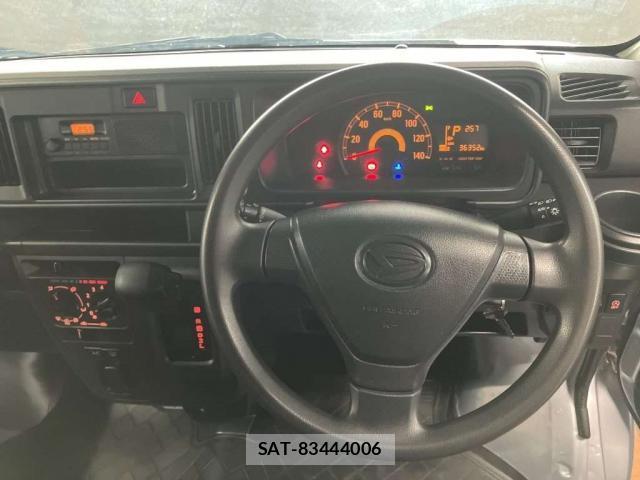 Daihatsu HIJET CARGO 2021-07 8547050-2