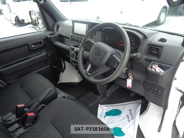 Daihatsu HIJET CARGO 2022-03 8547324-3
