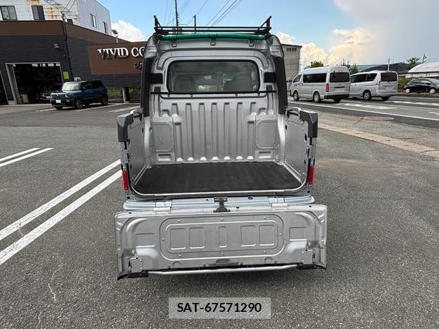 Daihatsu HIJET CARGO 2021-05 8550079-9