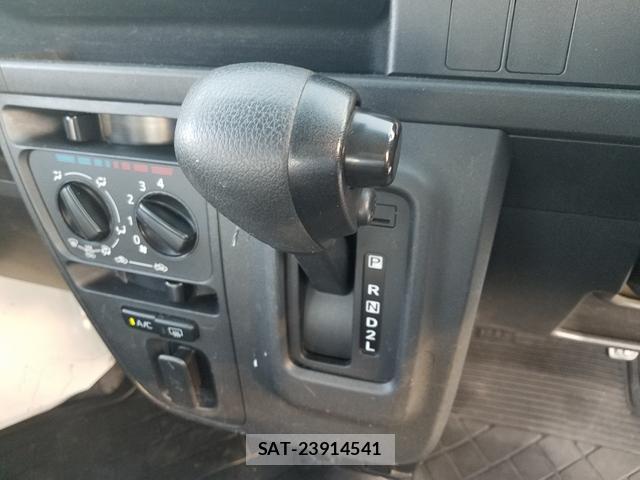 Daihatsu HIJET CARGO 2018-03 8550484-14