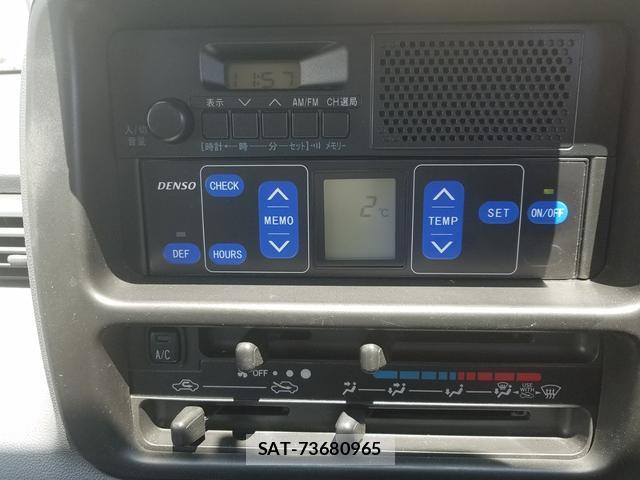 Daihatsu HIJET CARGO 2016-04 8550488-13
