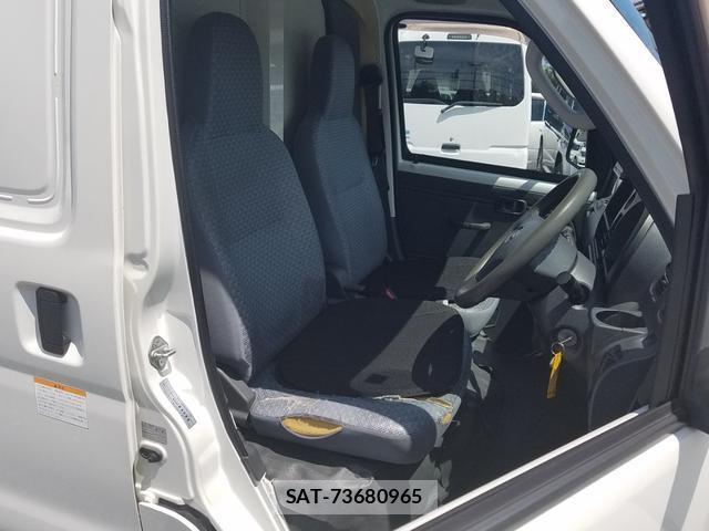 Daihatsu HIJET CARGO 2016-04 8550488-8