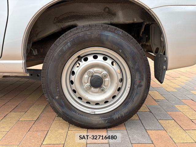 Daihatsu HIJET CARGO 2015-11 8550728-12