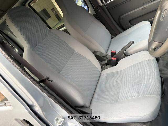 Daihatsu HIJET CARGO 2015-11 8550728-17