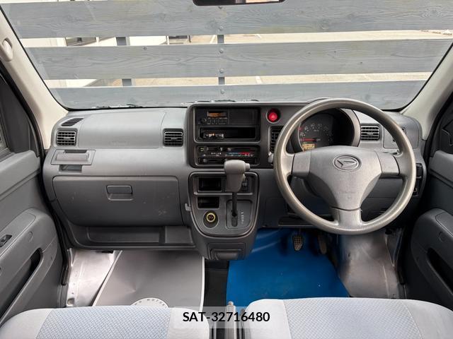 Daihatsu HIJET CARGO 2015-11 8550728-2