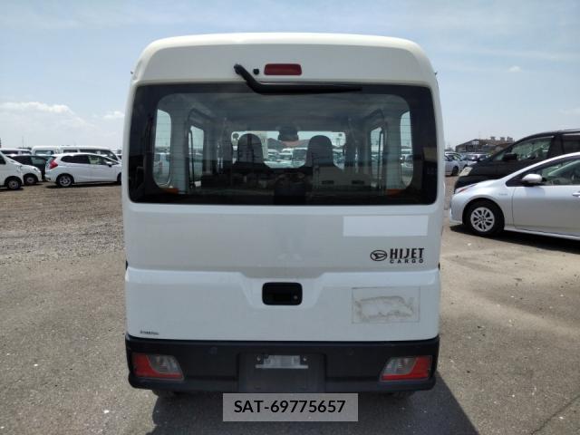 Daihatsu HIJET CARGO 2022-07 8552155-4