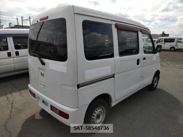 Daihatsu HIJET CARGO 2016-08 8552202-2