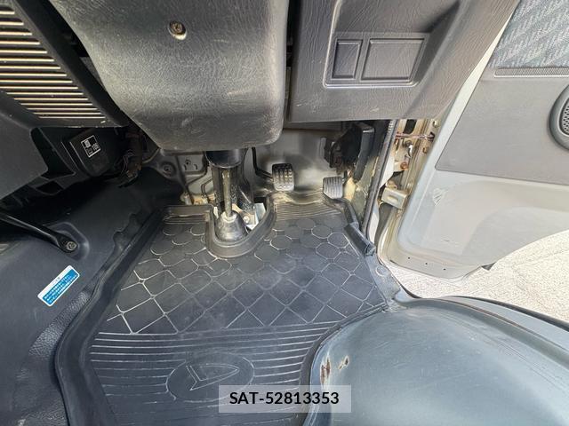 Daihatsu HIJET TRUCK 2004-11 8546145-18