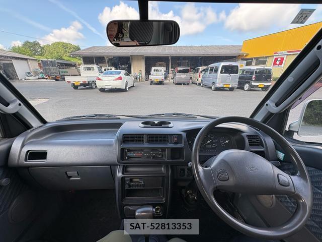Daihatsu HIJET TRUCK 2004-11 8546145-2