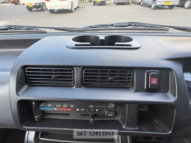 Daihatsu HIJET TRUCK 2004-11 8546145-9