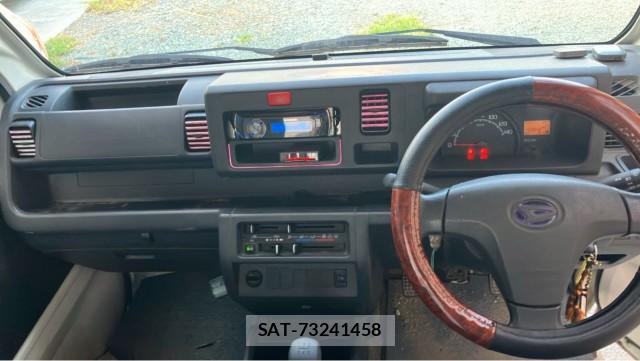 Daihatsu HIJET TRUCK 2017-08 8550425-2