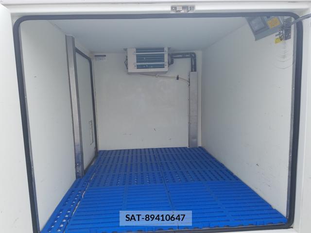 Daihatsu HIJET TRUCK 2017-05 8550514-11