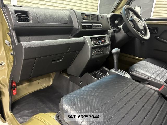 Daihatsu HIJET TRUCK 2024-08 8550888-3