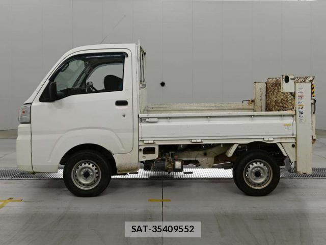 Daihatsu HIJET TRUCK 2020-07 8551203-11
