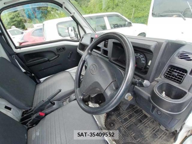 Daihatsu HIJET TRUCK 2020-07 8551203-2