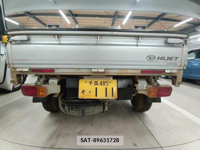 Daihatsu HIJET TRUCK 2018-04 8551206-9