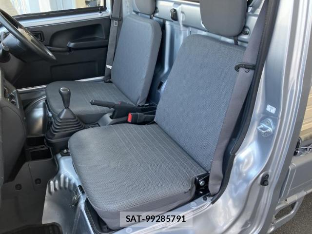 Daihatsu HIJET TRUCK 2018-04 8552733-7