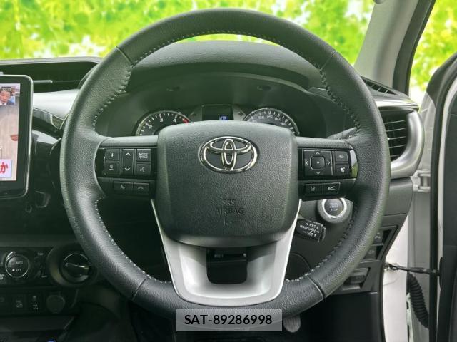 Toyota HILUX 2023-03 8552349-14