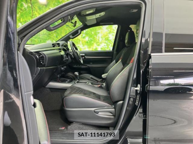 Toyota HILUX 2023-01 8552608-5