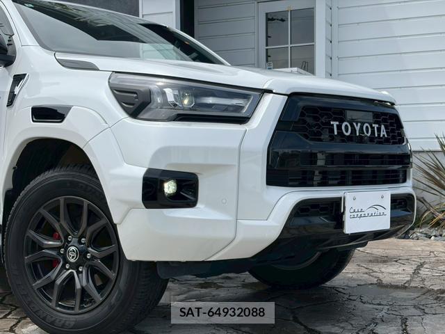 Toyota HILUX 2024-02 8545912-7