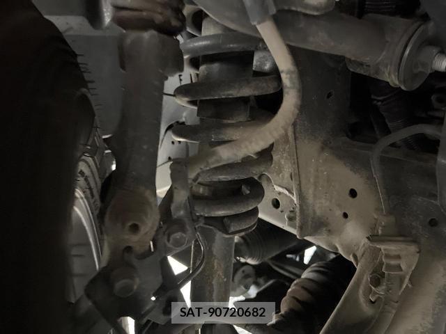 Toyota HILUX 2023-09 8546851-18