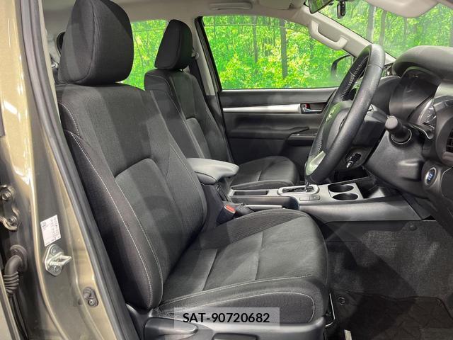 Toyota HILUX 2023-09 8546851-7