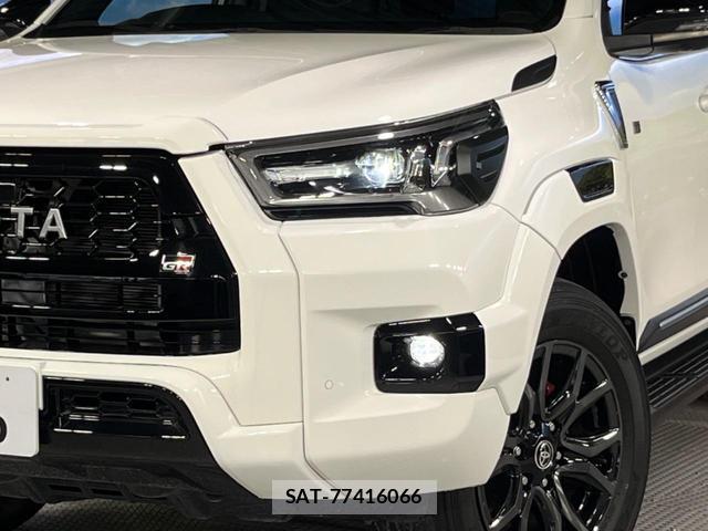 Toyota HILUX 2022-10 8546929-11