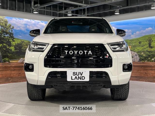 Toyota HILUX 2022-10 8546929-13