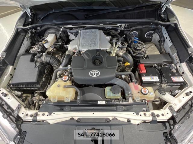 Toyota HILUX 2022-10 8546929-17