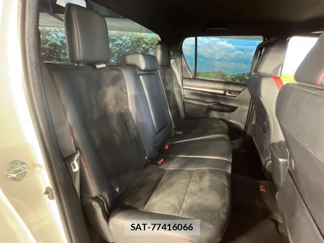 Toyota HILUX 2022-10 8546929-8