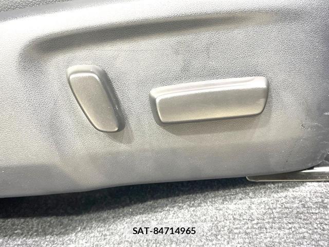 Toyota HILUX 2022-12 8547113-6