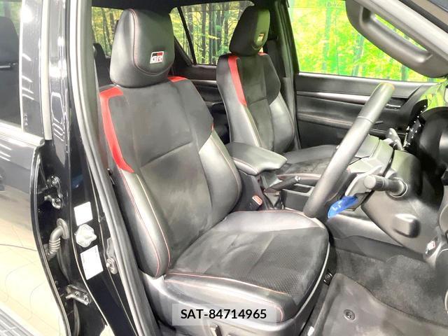 Toyota HILUX 2022-12 8547113-8