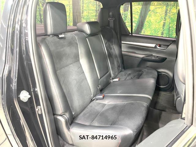 Toyota HILUX 2022-12 8547113-9