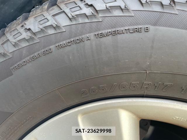 Toyota HILUX 2020-01 8547351-13
