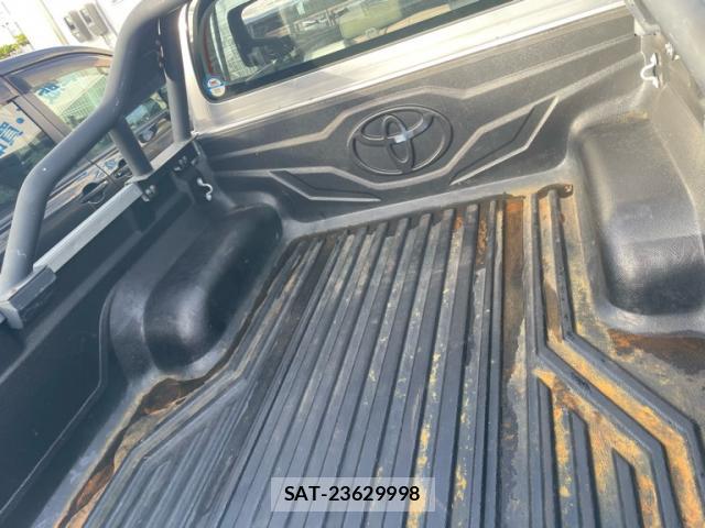 Toyota HILUX 2020-01 8547351-6