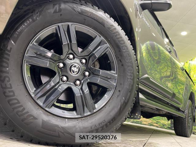 Toyota HILUX 2021-12 8548062-12