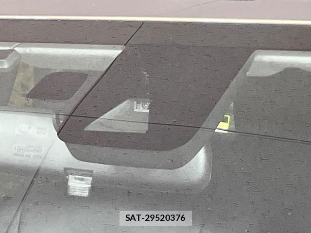 Toyota HILUX 2021-12 8548062-3